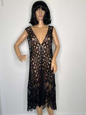 Crochet and lace sleeveless duster black origami by Vivien cardigan medium large